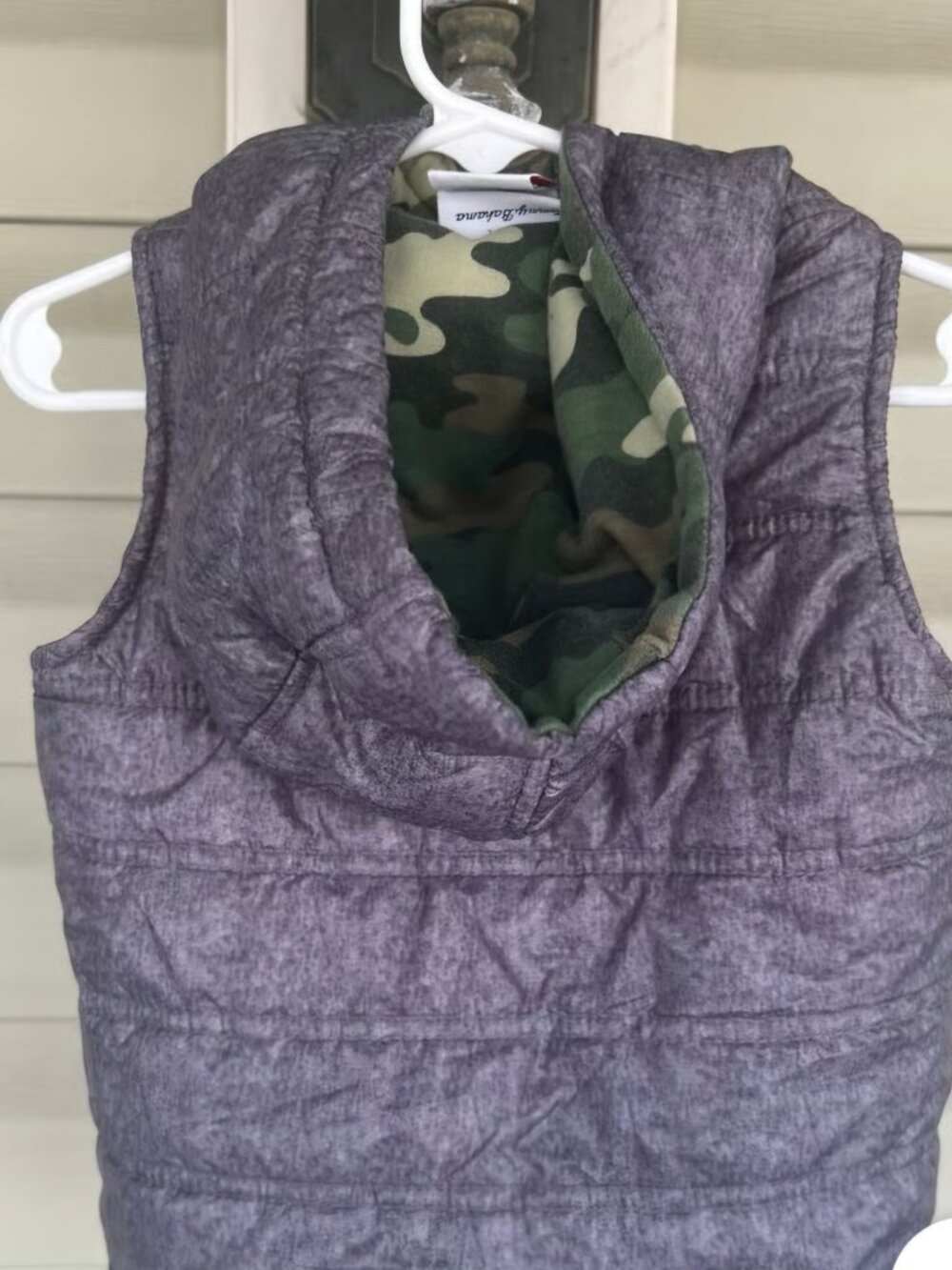 Tommy Bahama grey puffer Green Fun camo Camping lined outdoor hoodie vest 2T - Picture 5 of 7
